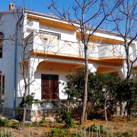 Ivan - 150 Meters From Apartment